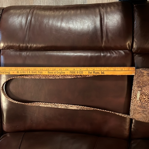 NineWest Vintage Soft Snakeskin Print with Shoulder/Crossbody Strap - Picture 9 of 9